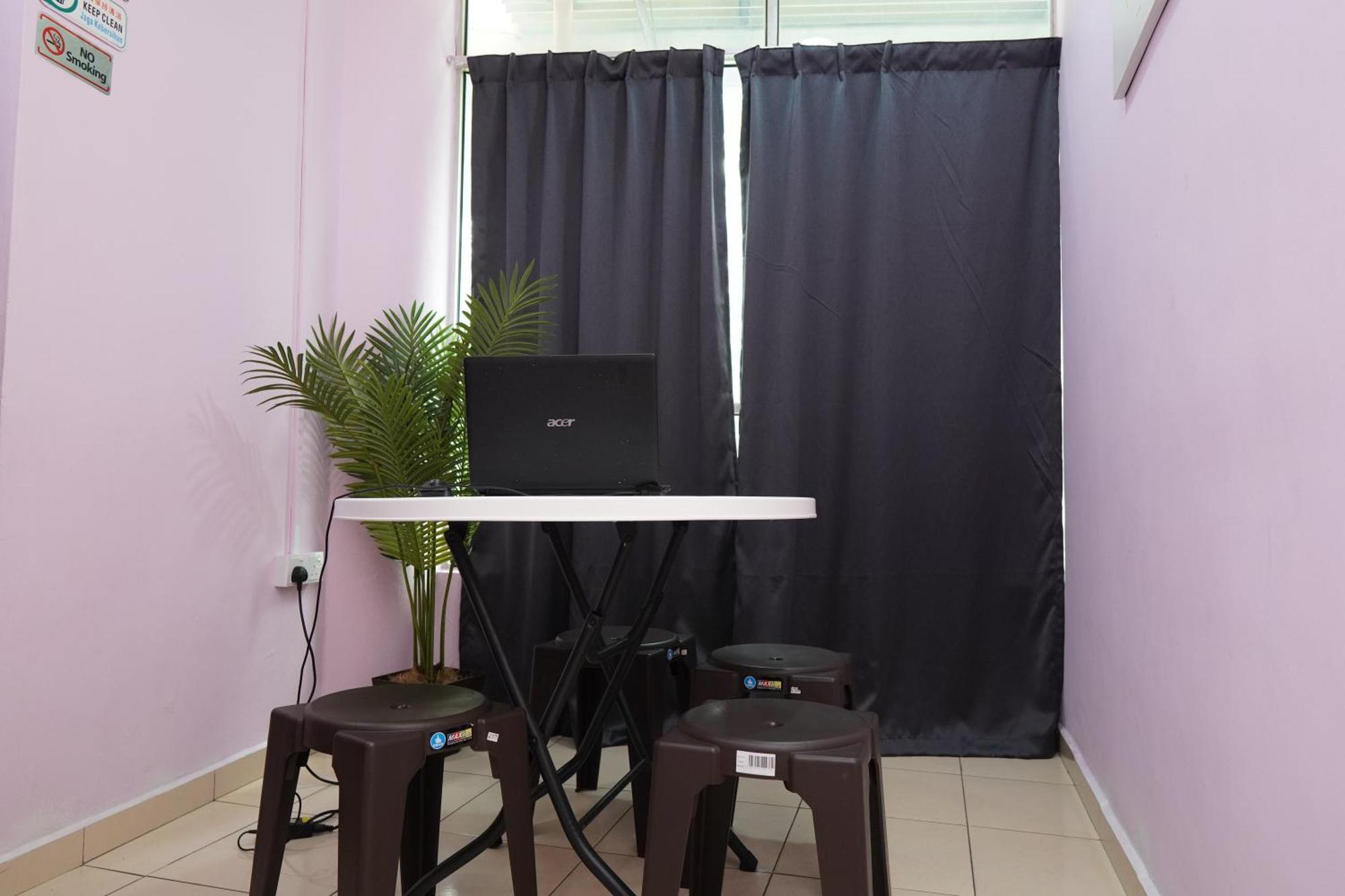 Hotel Sixty Nine Johor Bahru Ngoại thất bức ảnh